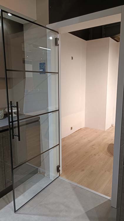 Complete glazen binnendeur Murano 4R 73x201cm zwarte ronde trekker + scharnieren