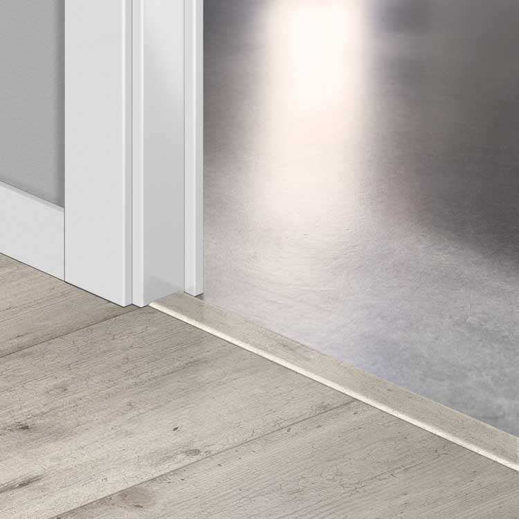 Incizo profiel Quick-Step 13 x 48 x 2150 mm Lichtgrijs beton
