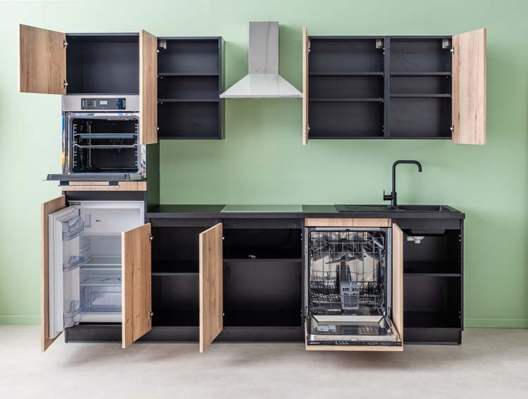 Cuisine Plenti noir/aspect bois 280 cm - plaque de cuisson vitrocéramique et hotte murale en inox - avec appareils