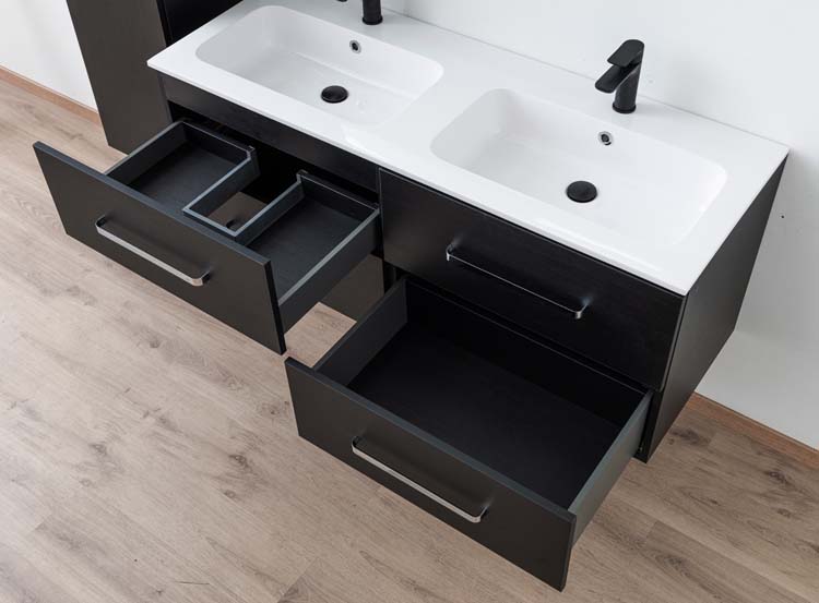 Meuble de salle de bains Plato noir suspendu avec lavabo double blanc brillant et poignées chromées 140cm