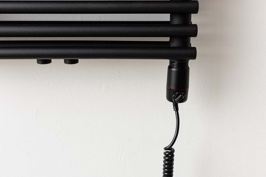 Radiateur electrique Doby 140x50cm double noir 1169W