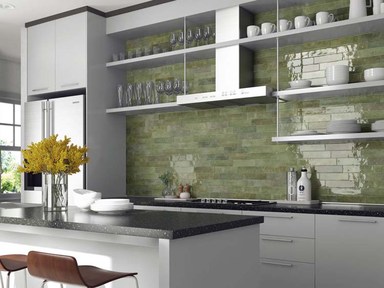 Carrelage mural Beccy vert brillant 6x24,5cm