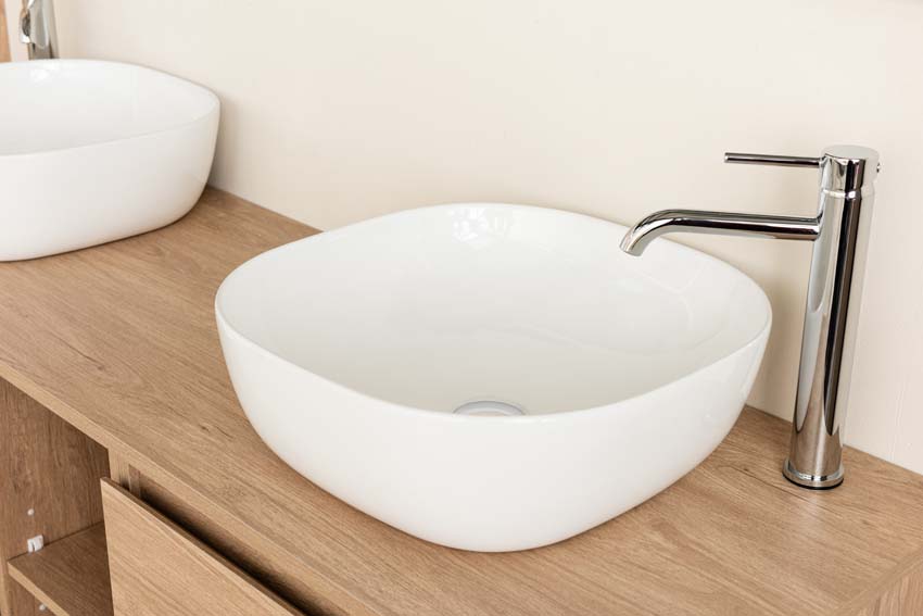 Meuble de salle de bain Bella aspect chêne 1500 mm lavabo double blanc brilliant Meuble de salle de bain Bella aspect chêne 1500 mm lavabo double blanc brilliant