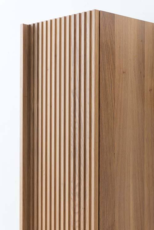 Kolomkast Fiori eik hangend 170x35x32cm