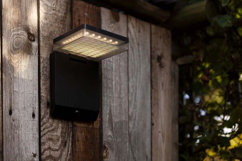 Wandlamp buiten - zwart - H15cm - LED - 1x8W - 4000K - IP44 - bewegingssensor