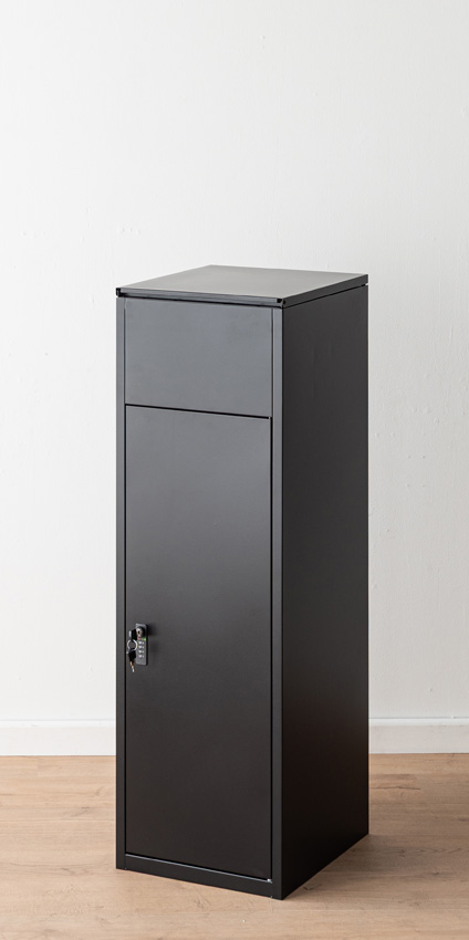 Boîte à colis Wisdom noire avec serrure à combinaison