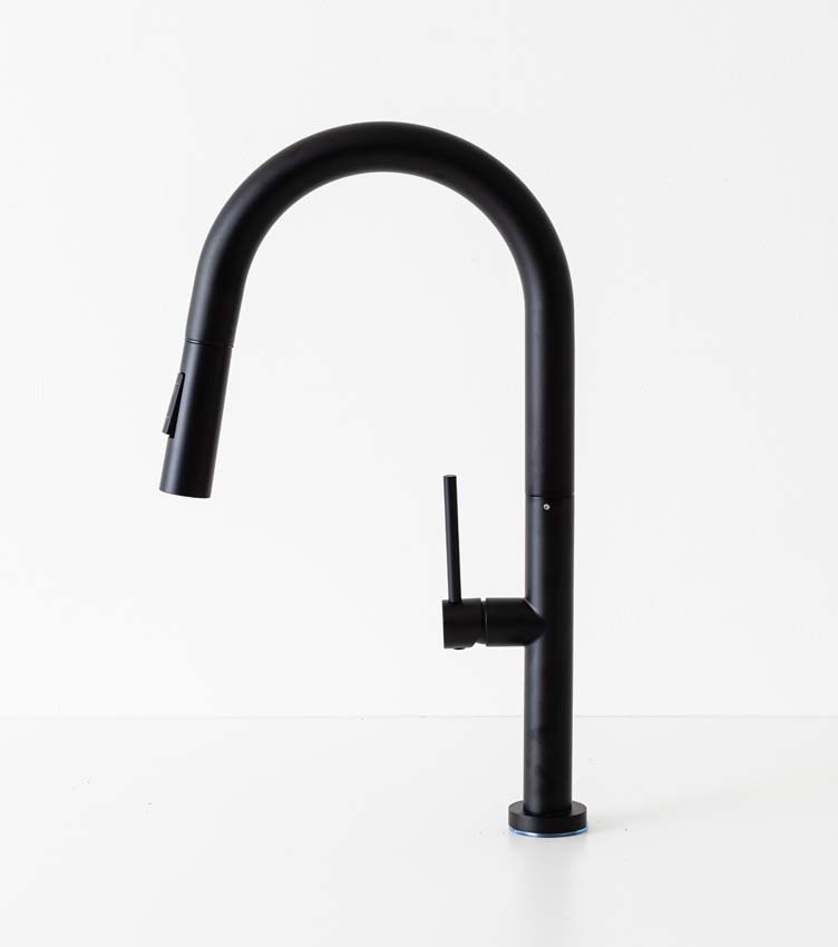 Keukenkraan Maverick mat zwart met uittrekbare uitloop Keukenkraan Maverick mat zwart met uittrekbare uitloop