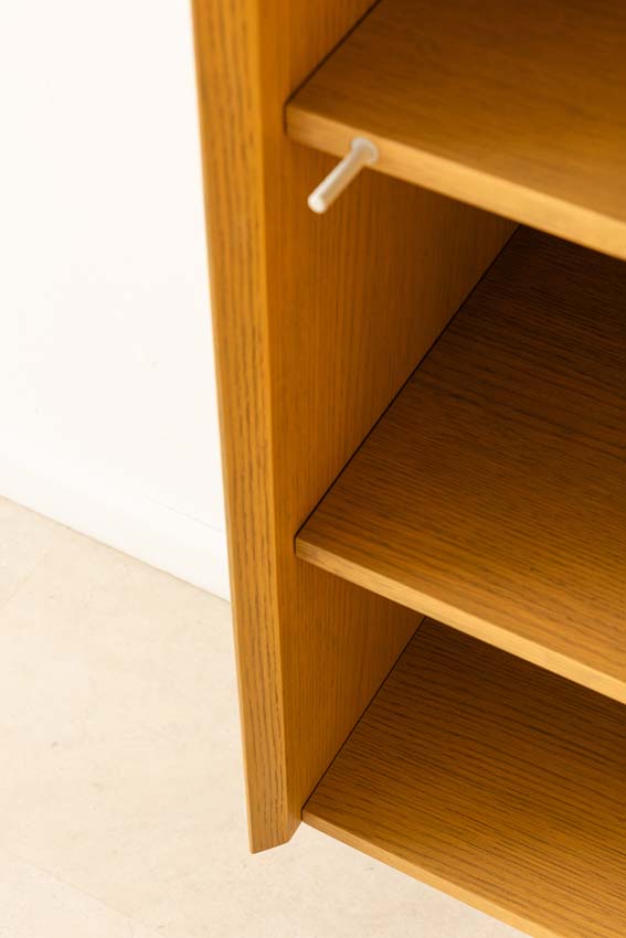 Kolomkast Waldorf eik hangend 170x40x35cm