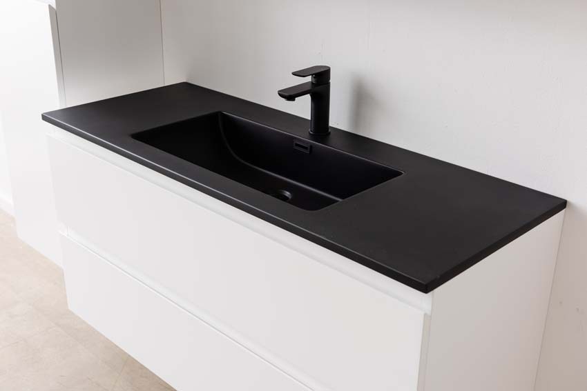 Meuble de salle de bain Tibo blanc avec lavabo simple noir mat 120cm