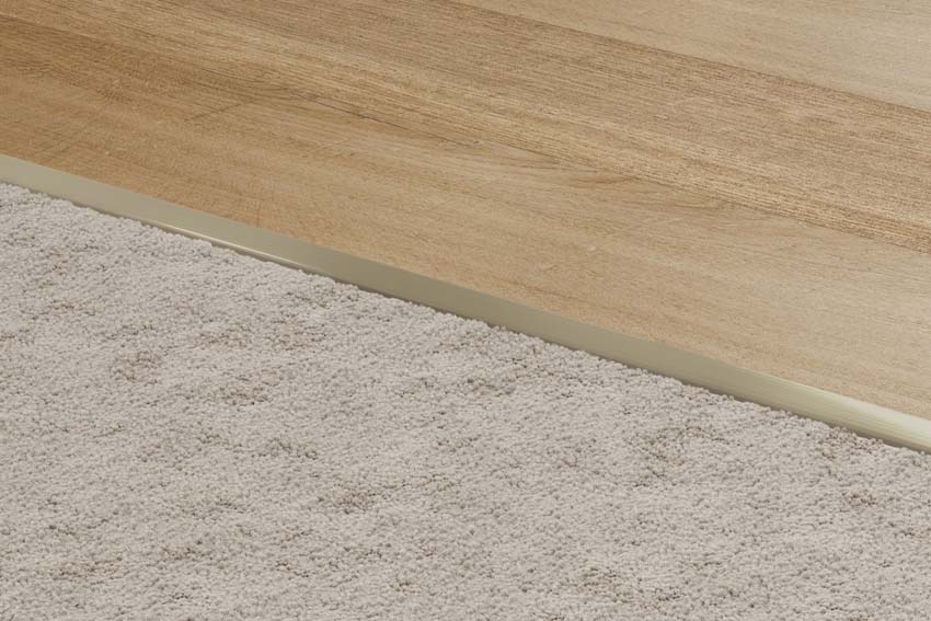 Profil de finition Quick-Step champagne 200x2,1x1cm