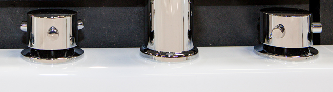 Hoekbad Hilde glanzend wit met kraanwerk rechts 170x78cm