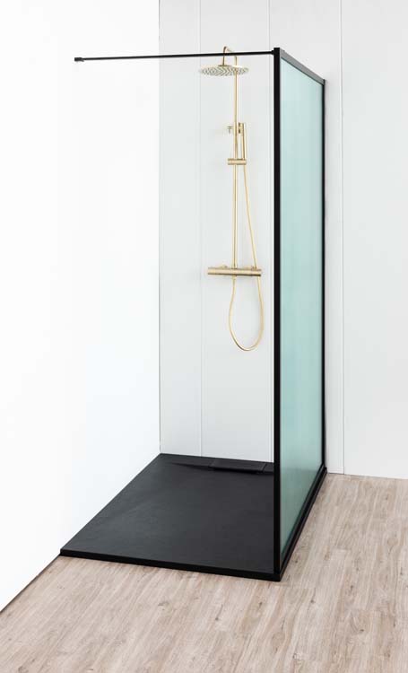 Paroi de douche Umi 2 nervurée profile noire 140x200cm avec barre
