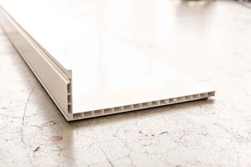 Binnenkast bekledingsprofiel PVC wit 25cmx6m