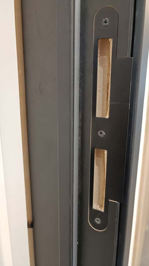 Complete binnendeur Realwood Oak 201,5x63cm tubespaan omkeerbaar + zwarte deurkast 16,5cm