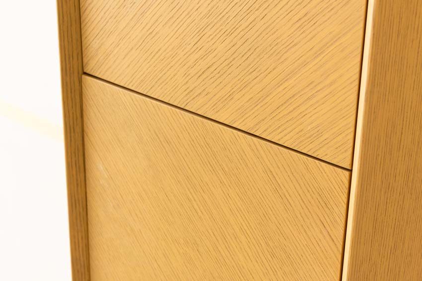 Kolomkast Waldorf eik hangend 170x40x35cm