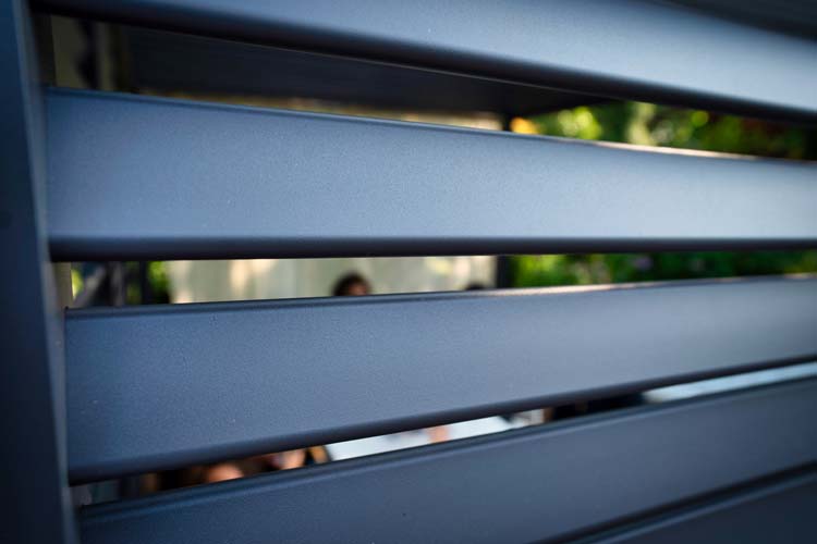 Panneau d'ambiance lamelles pour pergola anthracite 0,93x2,38m manuel