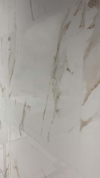 Carrelage de sol et mural Marmi imitation marbre blanc brillant 60x60cm