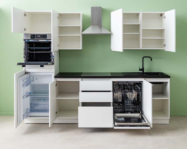 Cuisine Plenti blanc/noir 280cm - tirroirs et hotte murale en inox - sans appareils
