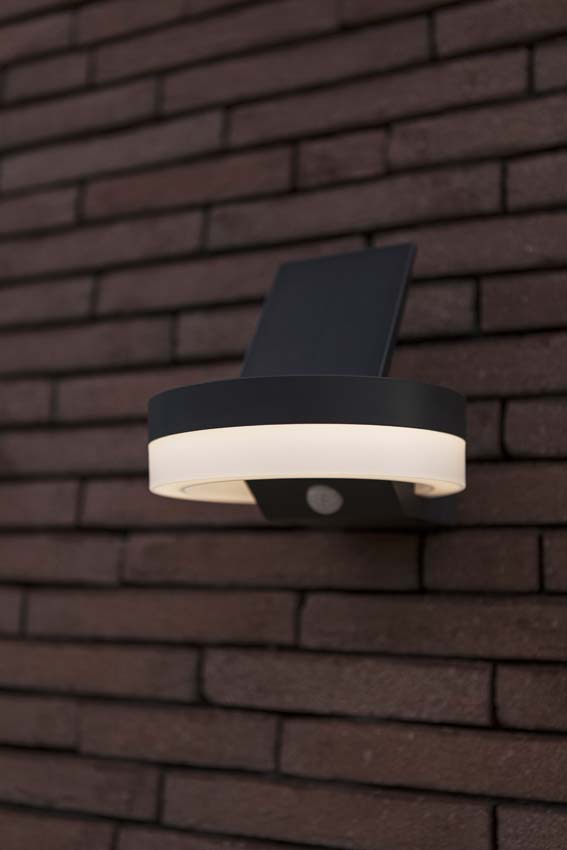 Wandlamp buiten Astra Solar - grijs - dimbaar - 12W - 3000K - IP54 - met bewegingssensor