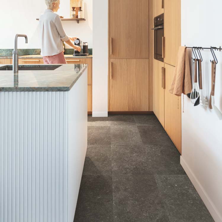 Laminaat Quick-Step Muse 8mm gerookte blauwsteen 120x39,6cm