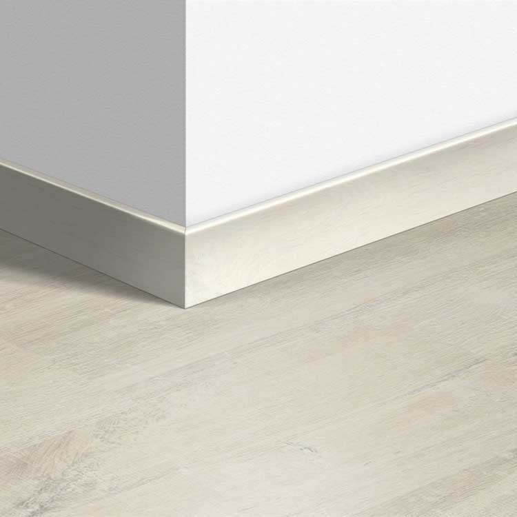 Standaardplint Quick-Step 58 x 12 x 2400 mm Witte eik Charlotte