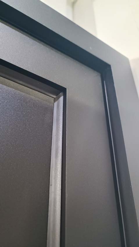 Buitendeur Tavira halfglas aluminium helder glas zwart 960x2180mm rechts duwend