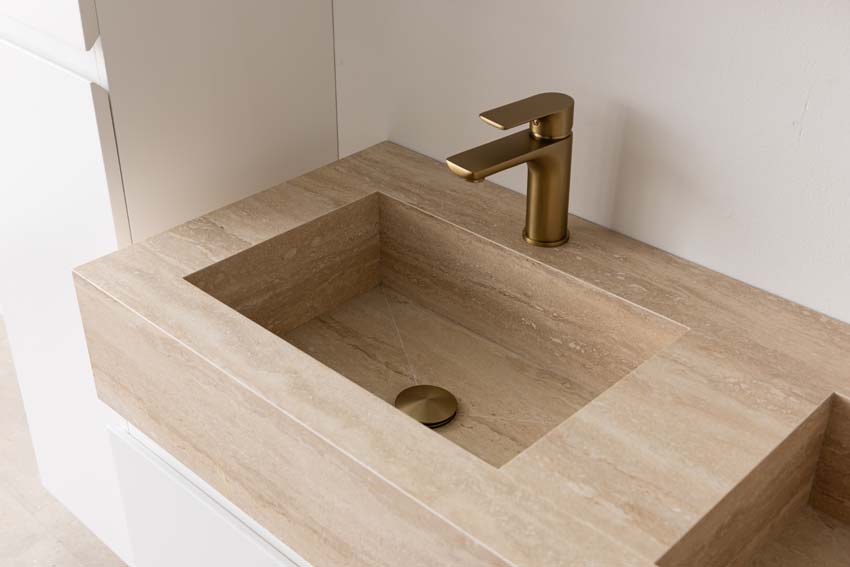 Badkamermeubel Tibo wit met dubbele brede wastafel travertinlook 120cm