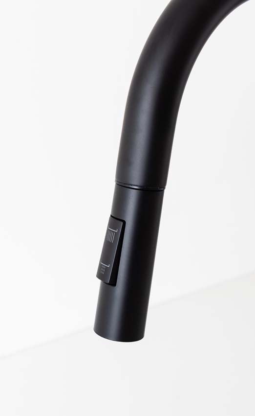 Keukenkraan Maverick mat zwart met uittrekbare uitloop Keukenkraan Maverick mat zwart met uittrekbare uitloop