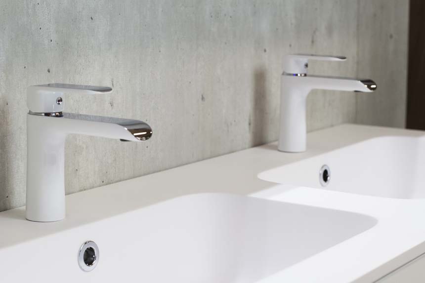 Meuble de salle de bains Puro blanc mat suspendu avec lavabo double blanc mat 140cm