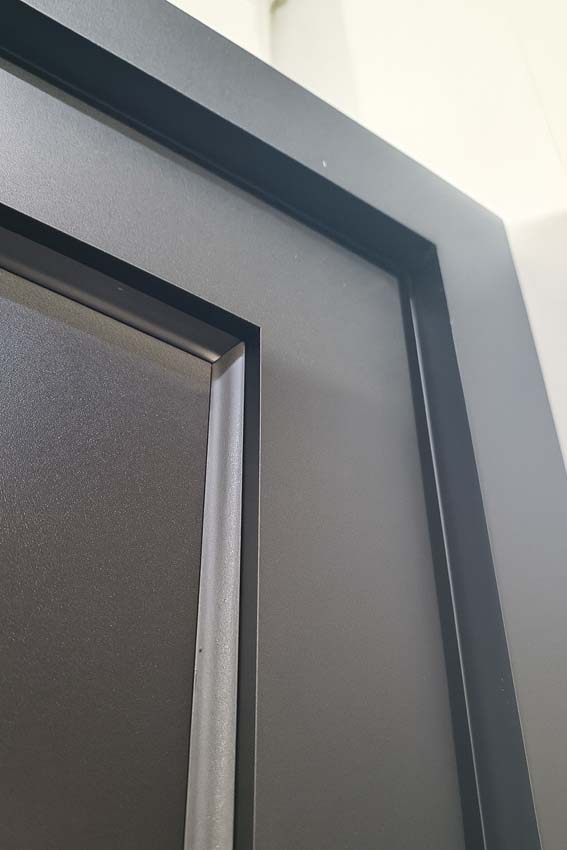 Buitendeur Tavira halfglas aluminium helder glas antraciet op maat links duwend