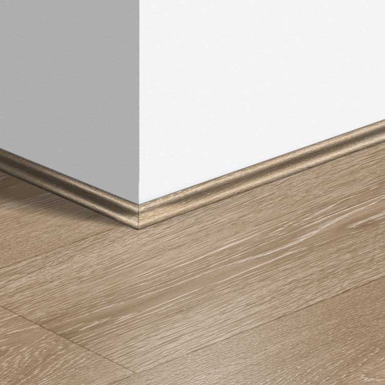 Kwadrant Quick-Step 17 x 17 x 2400 mm Vallei eik lichtbruin