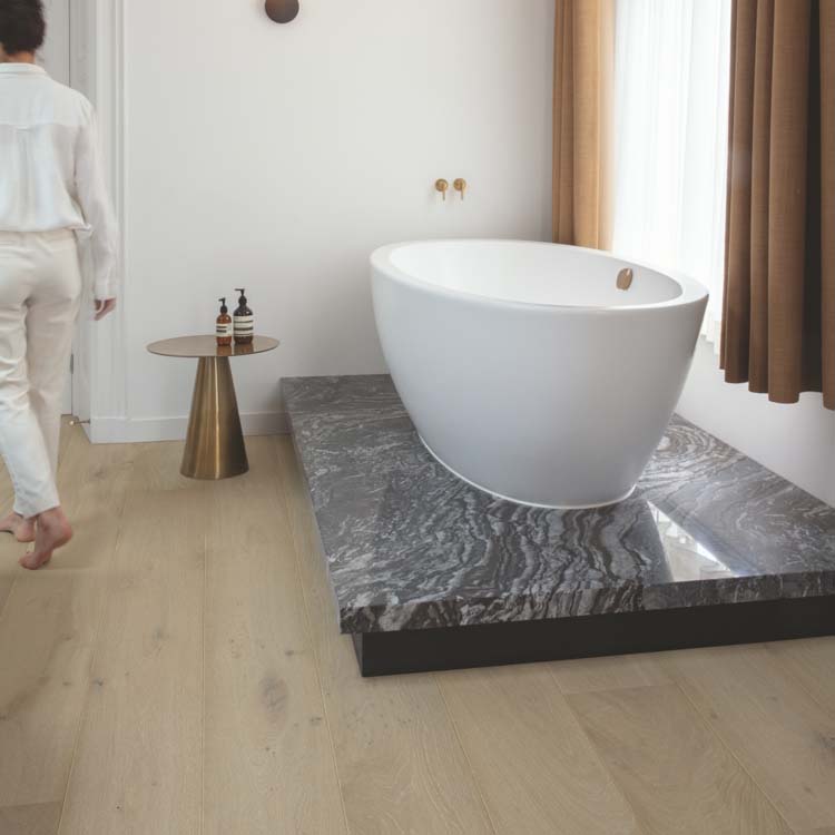 Échantillon Quick-Step parquet cascada Chêne clair tempête extra mat