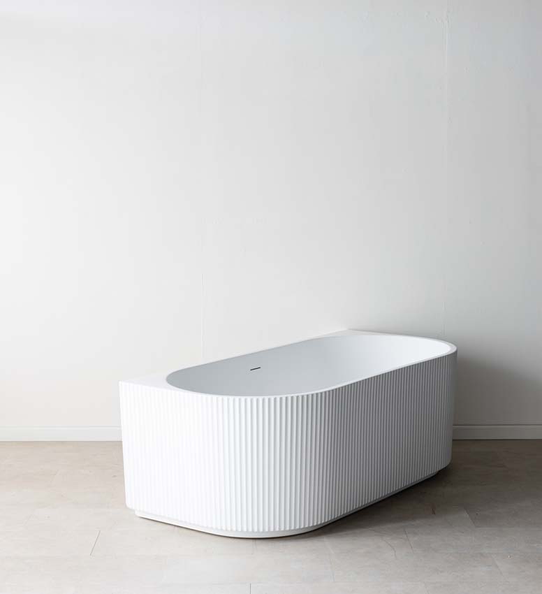 Baignoire semi-îlot Chase blanc mat nervuré 170x80cm