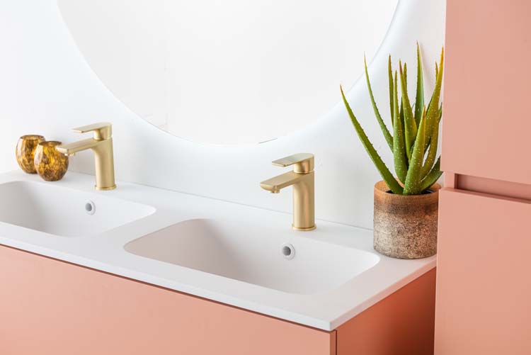 Badkamermeubel Puro blush hangend met dubbele wastafel mat wit 120cm