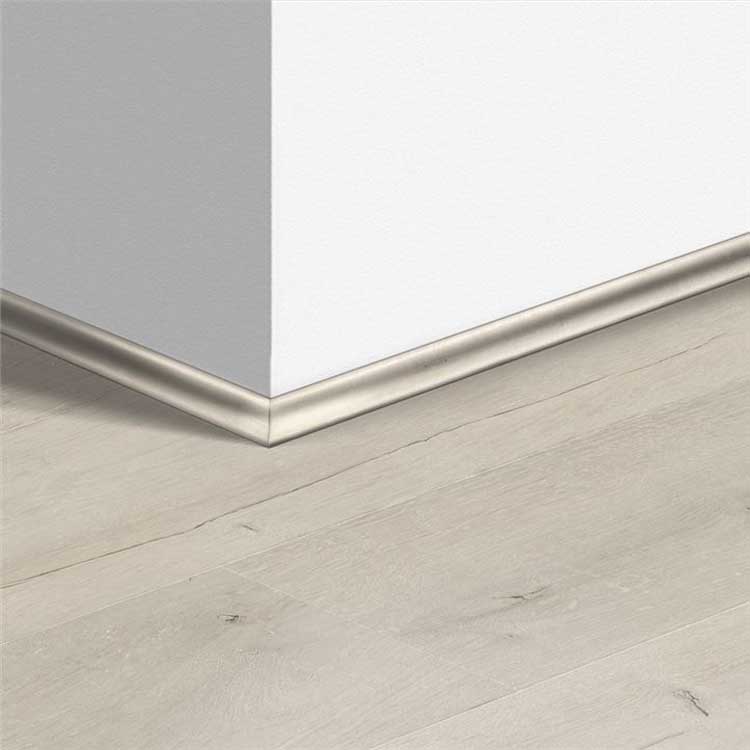 Moulure Quick-Step 17 x 17 x 2400 mm Chêne patiné doux