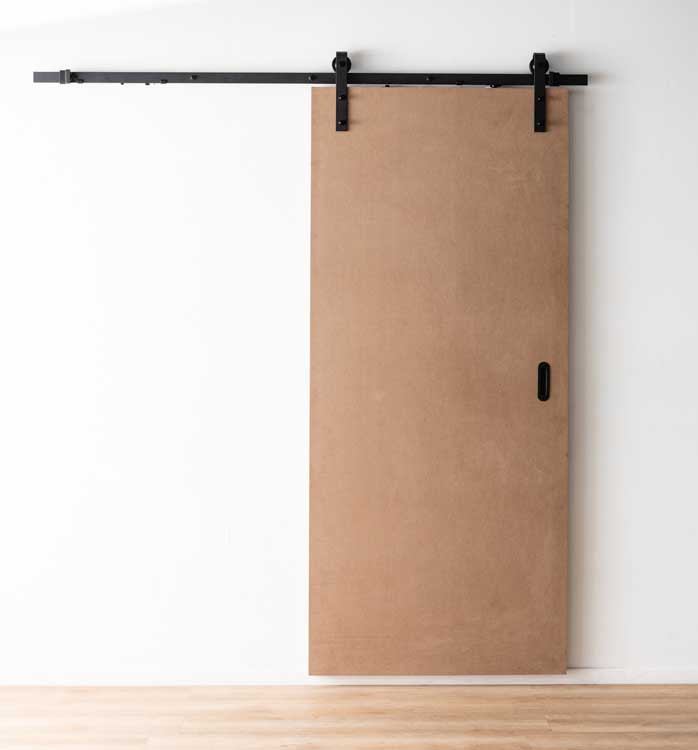 Porte coulissante simple complète Karolien blanc 93x211,5cm + rail robuste noir