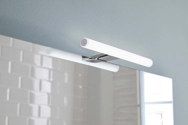Éclairage de salle de bains  chrome  80cm  10W  5700K  IP44