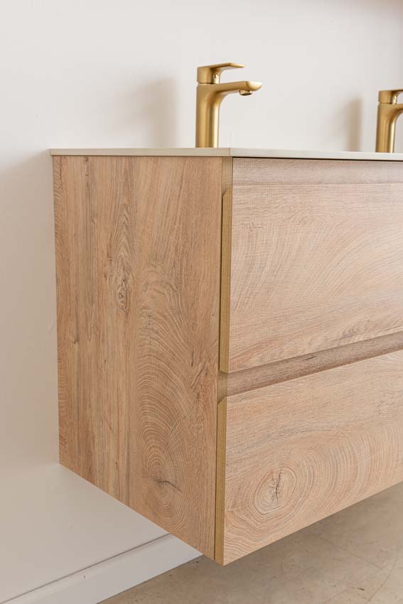 Meuble de salle de bain Tibo en chêne méditerranéen avec double lavabo aspect travertin 120cm