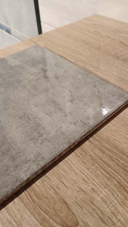 Carrelage mural Ediz brillant gris foncé 25x40cm