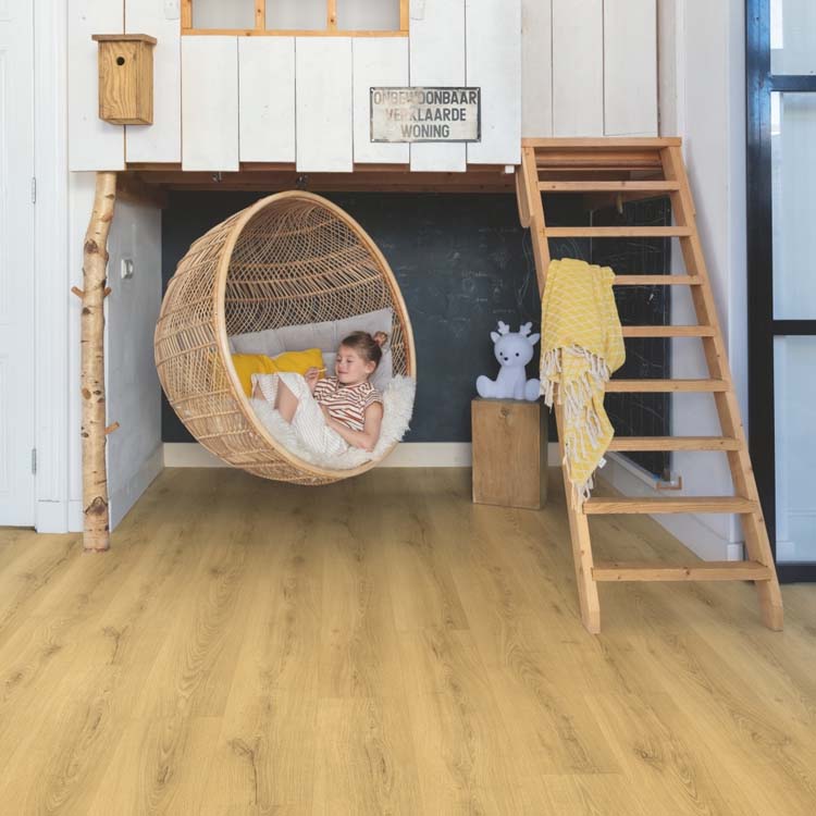 Stratifié Quick-Step Classic 8mm chêne classique clair 120x19cm