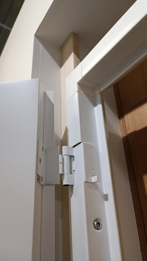 Porte technique acier blanc isolée 99x204,5cm réversible