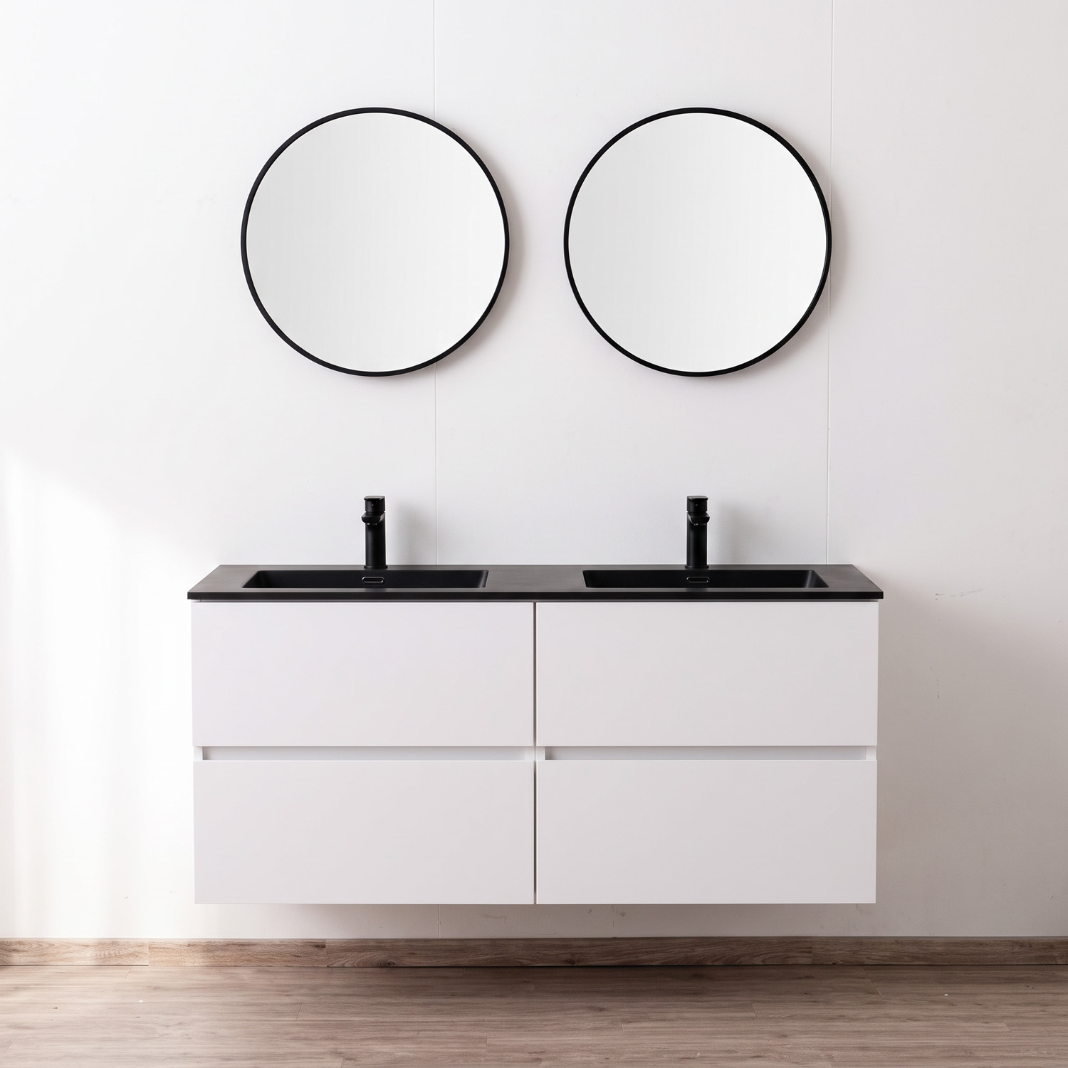 Meuble de salle de bain Pia blanc mat avec double vasque noir mat 140cm
