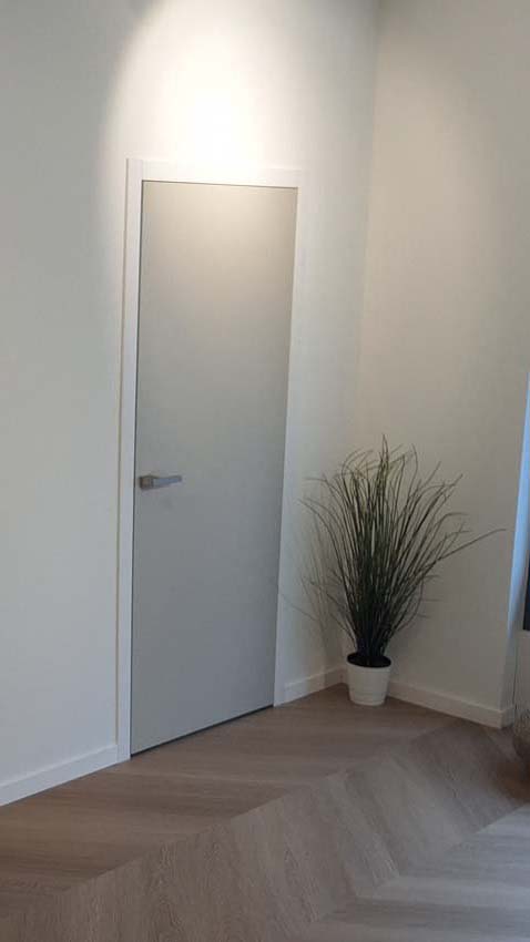 Complete binnendeur Invisible Flat Senso grijs 201,5x78cm tubespaan links + deurkast wit 30cm