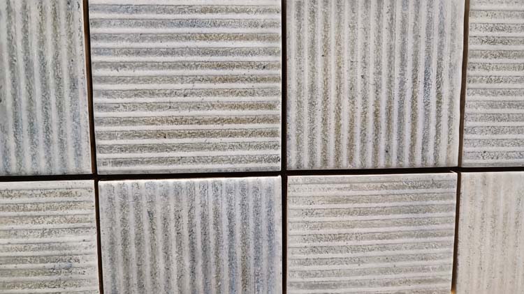 Wandtegel Vic lijnen glanzend zeeblauw 10x10cm