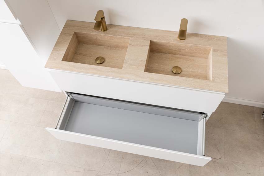 Badkamermeubel Tibo wit met dubbele wastafel travertinlook 120cm
