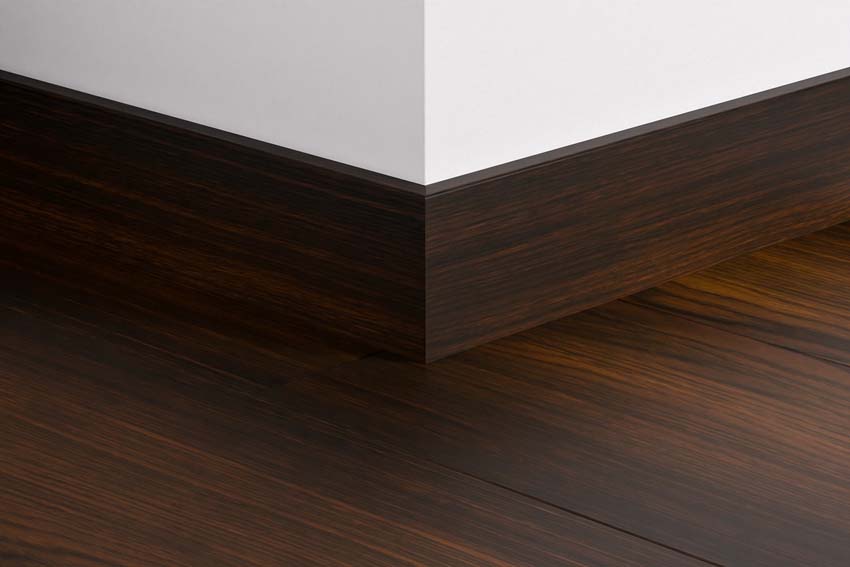 Parketplint Quick-Step gerookte eik 240x1,4x7,7cm