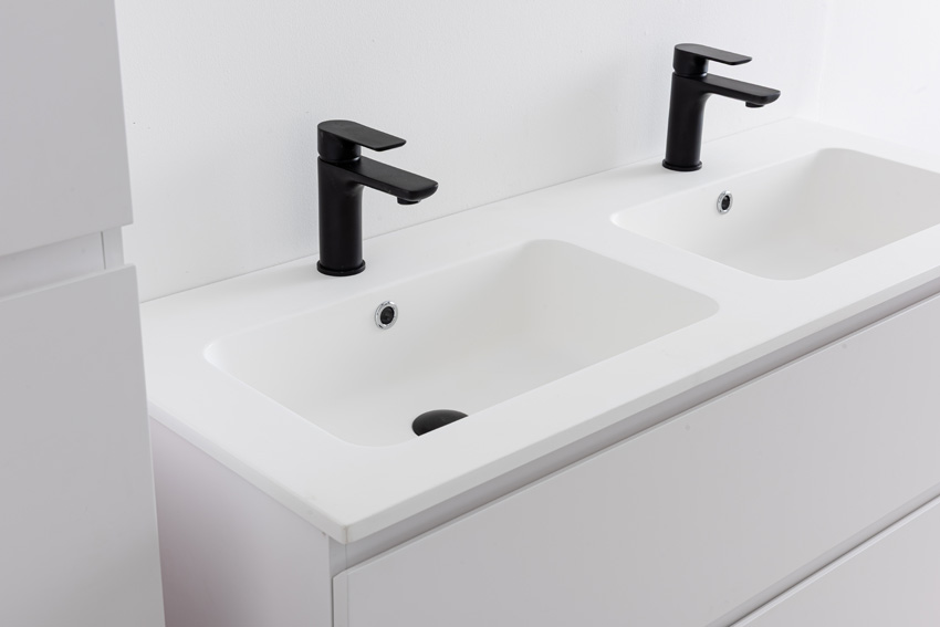 Meuble de salle de bain Bianca blanc mat suspendu avec double lavabo blanc mat 120,5cm