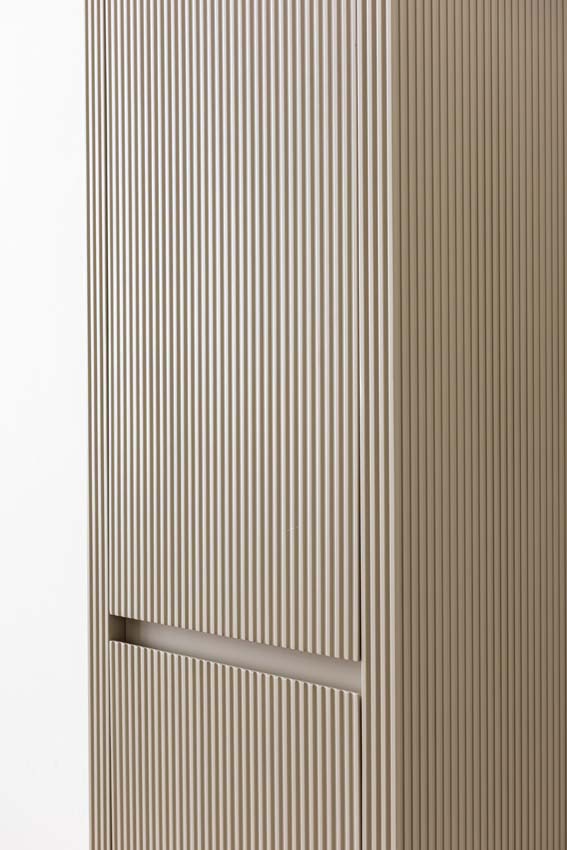 Armoire colonne Amelia gris fumé suspendue 170x40x35cm