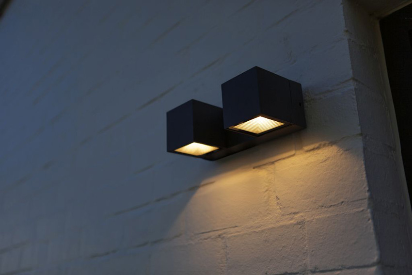 Wandlamp buiten - donkergrijs - 6,5x19,3x9,2cm - LED - 2x10W - 3000K - IP54