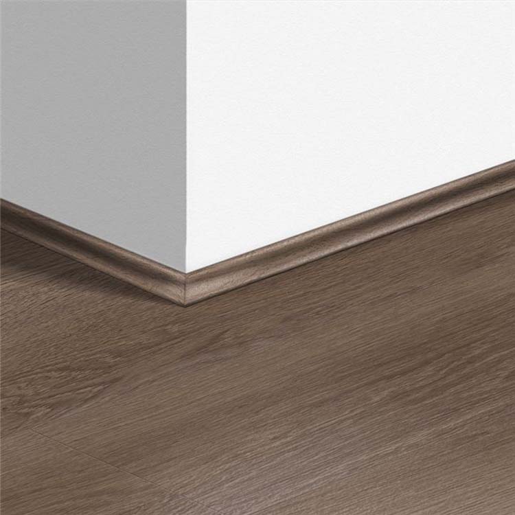 Kwadrant Quick-Step Wijngaard eik bruin 17 x 17 x 2400 mm
